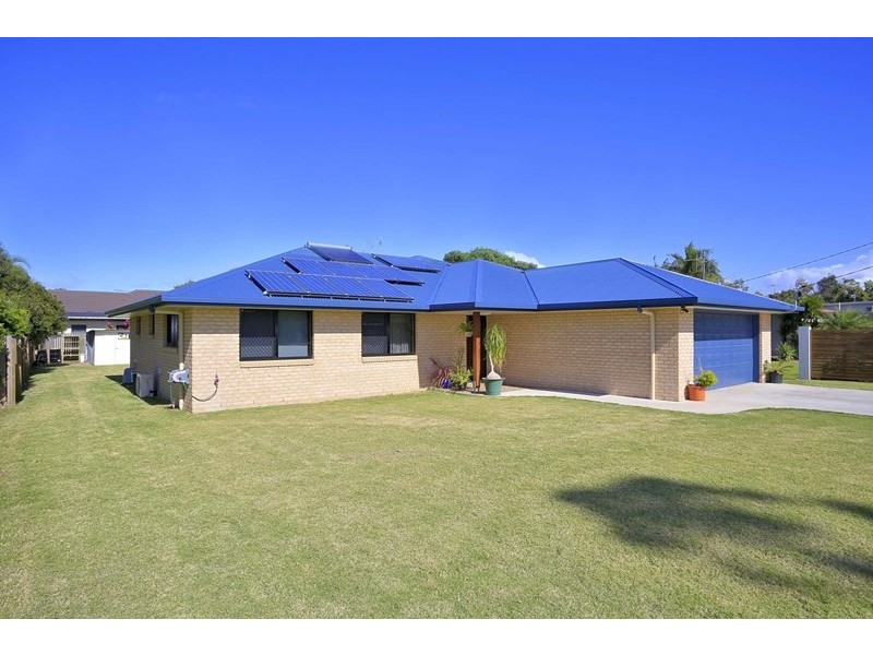 678 Bargara Road, Bargara QLD 4670