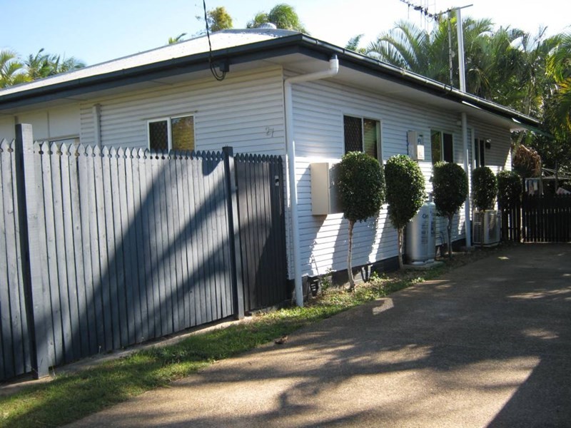 27 Wainwright Street, Svensson Heights QLD 4670