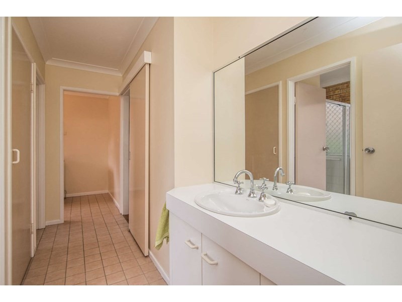 18 Hawkins Drive, Bargara QLD 4670