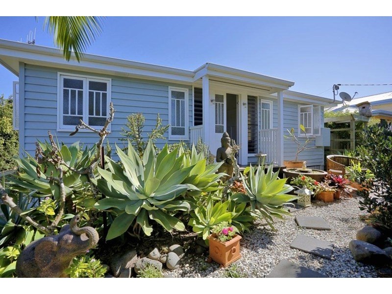 30 Bathurst Street, Elliott Heads QLD 4670