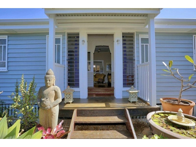 30 Bathurst Street, Elliott Heads QLD 4670