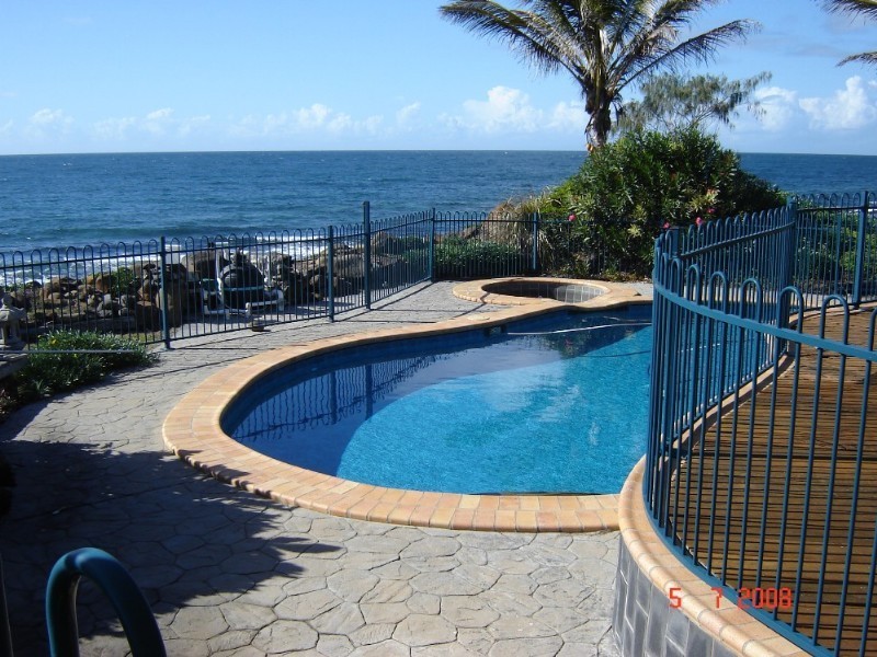 Coral Cove QLD 4670