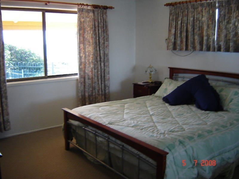 Coral Cove QLD 4670