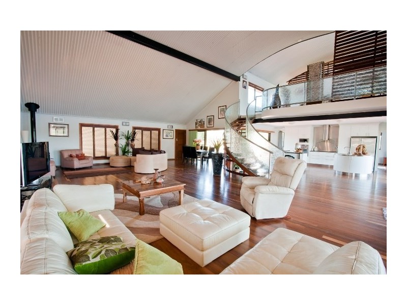 121 Waterloo Hall Road, Waterloo QLD 4673