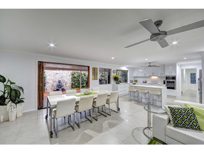 20 Fairway Drive, Bargara QLD 4670