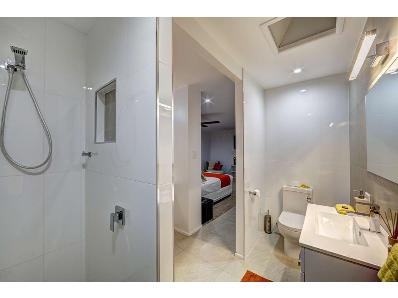 20 Fairway Drive, Bargara QLD 4670