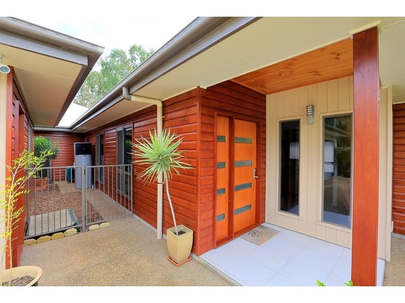 3 Sandpiper Grove, Moore Park Beach QLD 4670