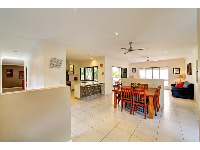 3 Sandpiper Grove, Moore Park Beach QLD 4670