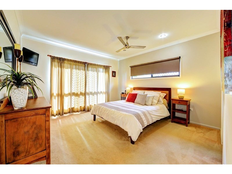 3 Sandpiper Grove, Moore Park Beach QLD 4670