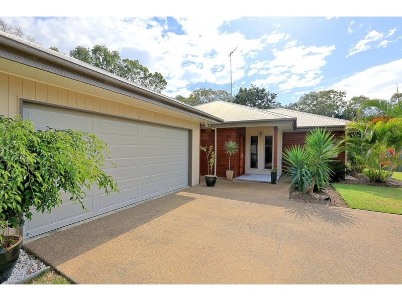 3 Sandpiper Grove, Moore Park Beach QLD 4670