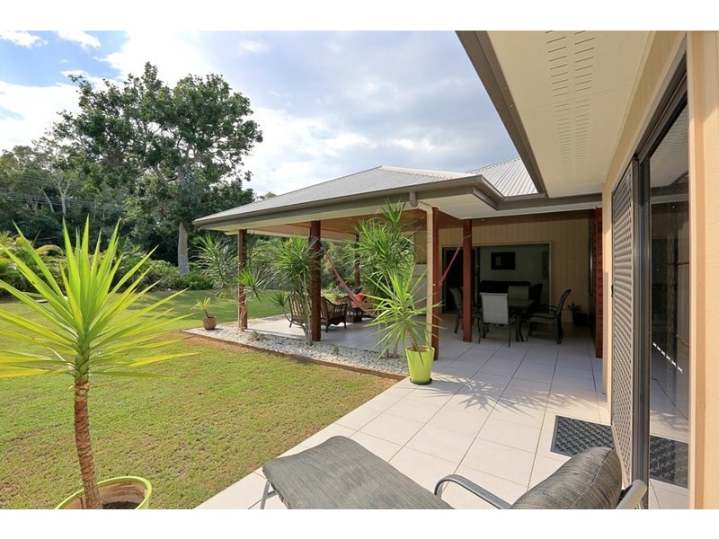3 Sandpiper Grove, Moore Park Beach QLD 4670