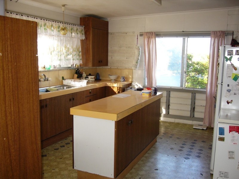 Svensson Heights QLD 4670