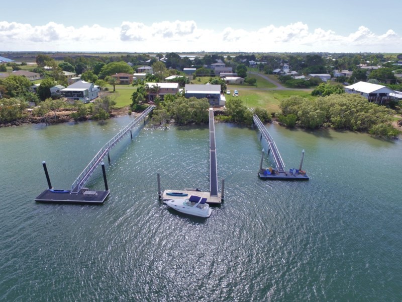 18 Corser Street, Burnett Heads QLD 4670