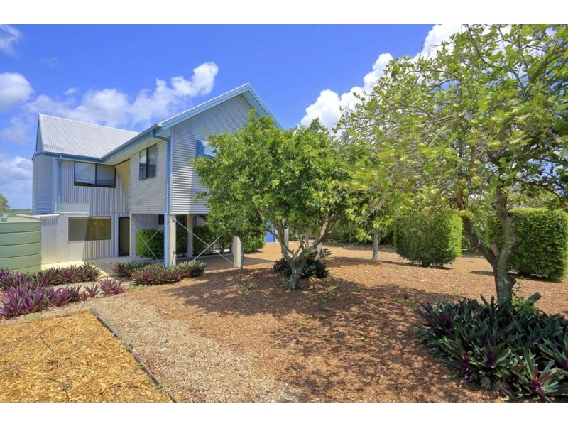 18 Corser Street, Burnett Heads QLD 4670