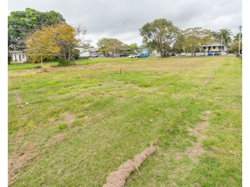 107 Woongarra Street, Bundaberg West QLD 4670