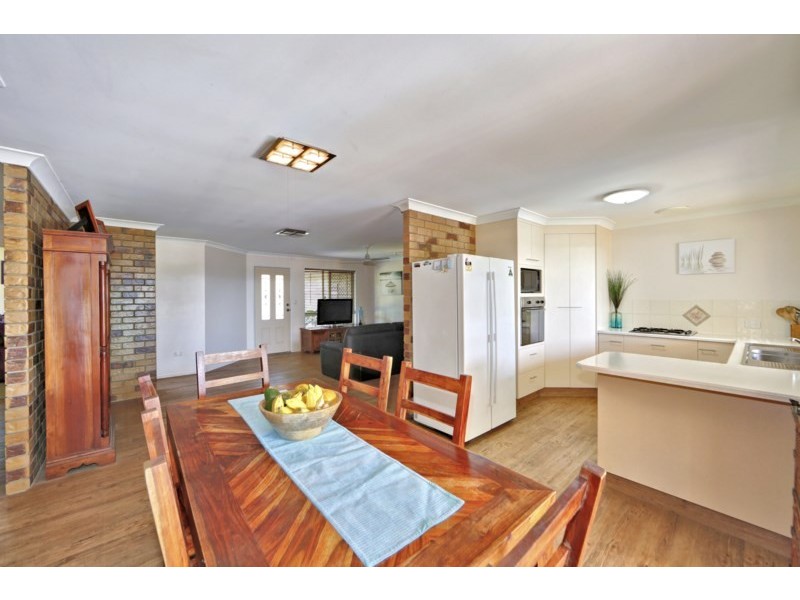 3 Ernie Twyford Street, Kalkie QLD 4670