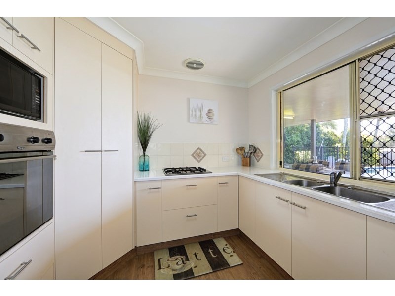 3 Ernie Twyford Street, Kalkie QLD 4670