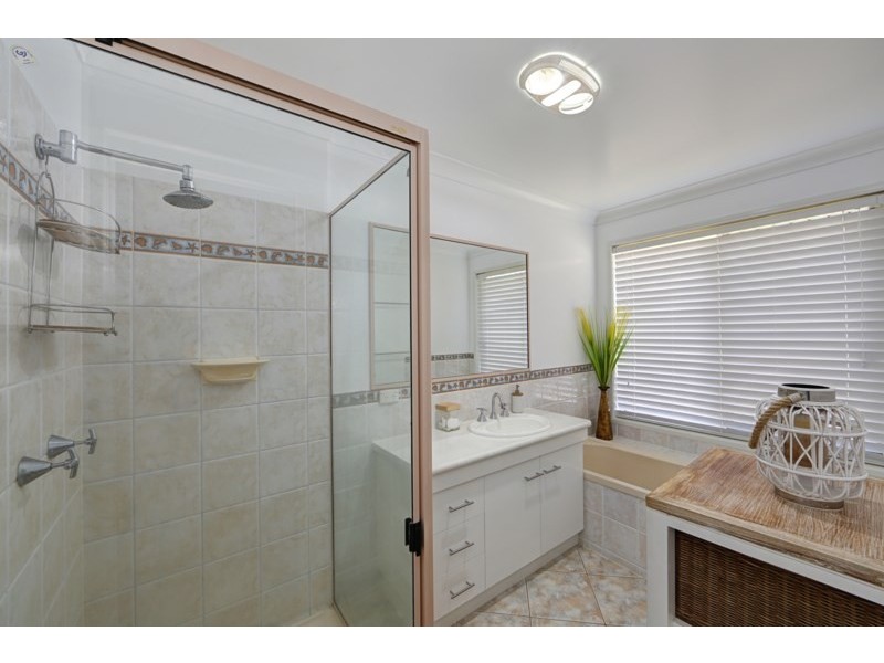 3 Ernie Twyford Street, Kalkie QLD 4670