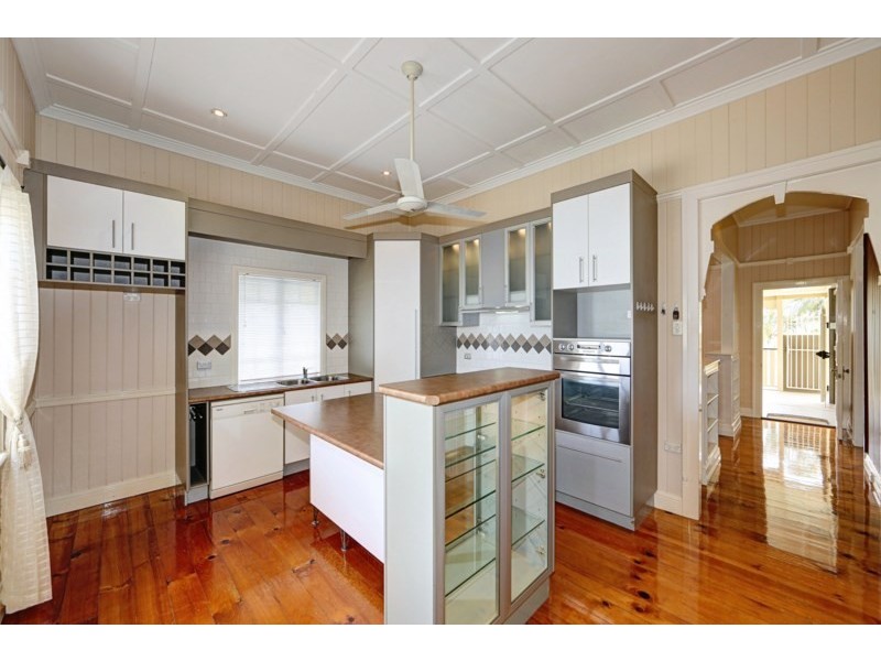 92 Lamb Street, Walkervale QLD 4670