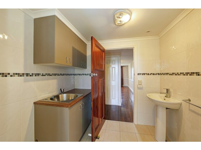 92 Lamb Street, Walkervale QLD 4670