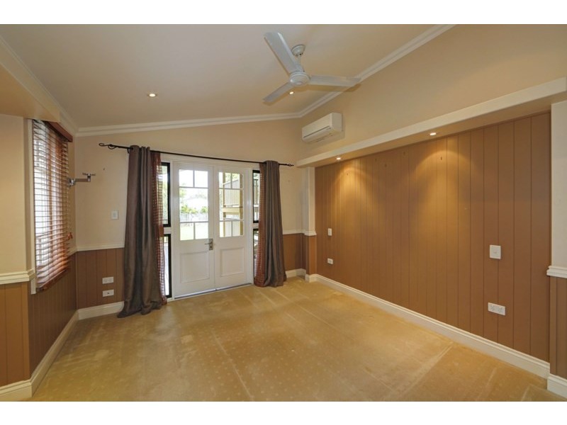 92 Lamb Street, Walkervale QLD 4670