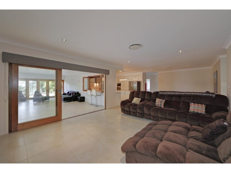 11 Sundance Place, Bargara QLD 4670