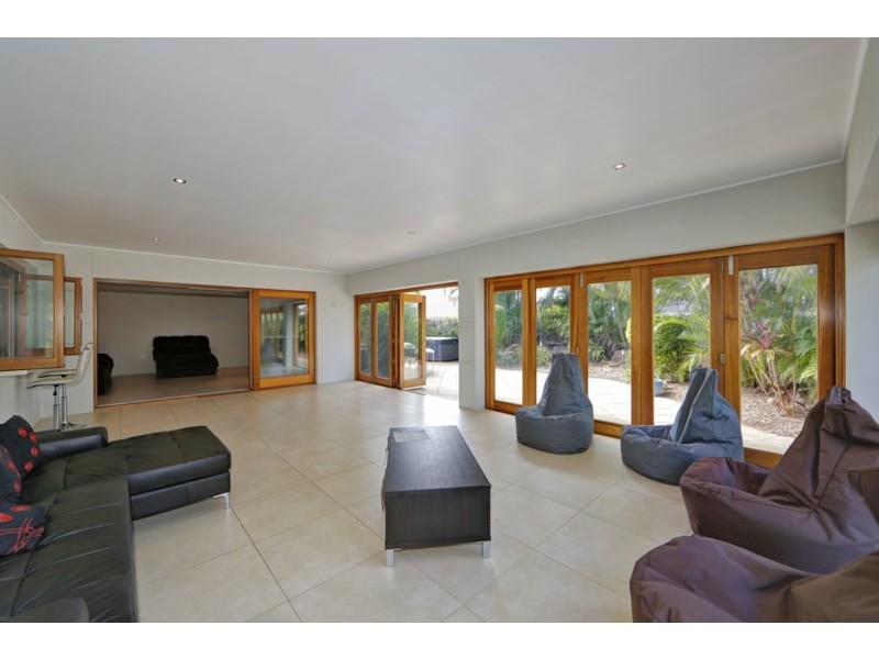 11 Sundance Place, Bargara QLD 4670