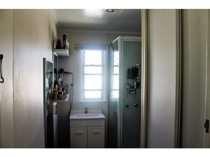 4A Walsh Street, Walkervale QLD 4670