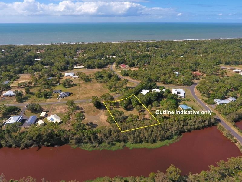 46 Kingfisher Crescent, Moore Park Beach QLD 4670