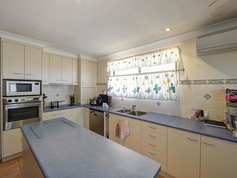 7 Limpus Crescent, Kalkie QLD 4670