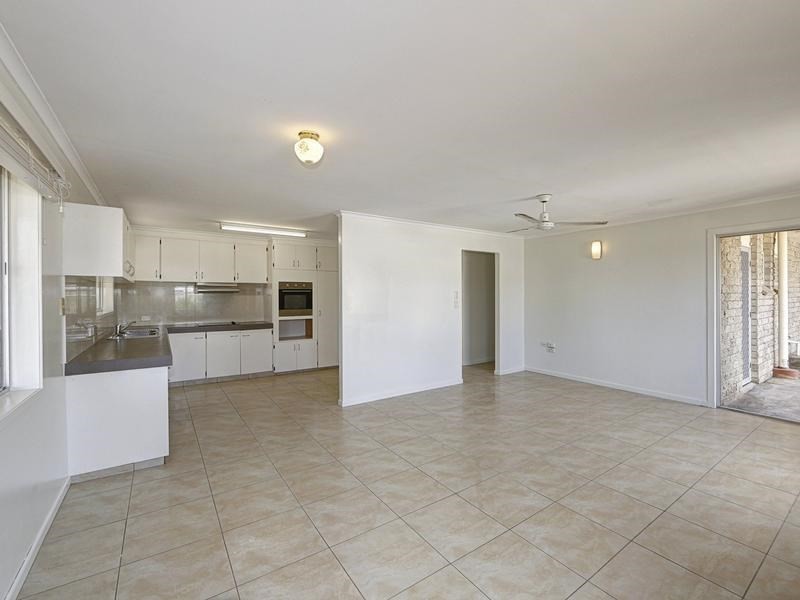 26 Cox Crescent, Millbank QLD 4670