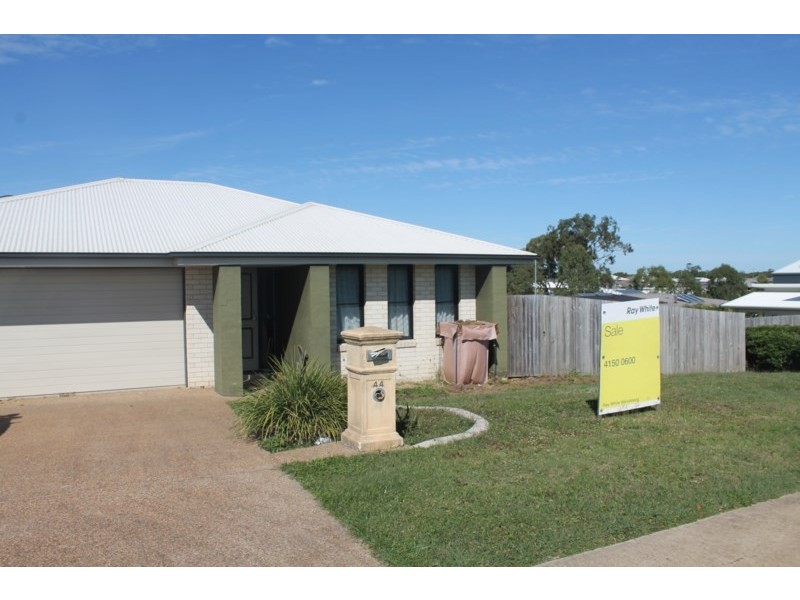 44 Sienna Boulevard, Ashfield QLD 4670