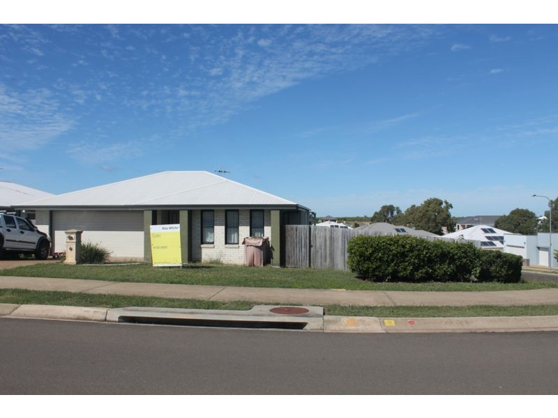 44 Sienna Boulevard, Ashfield QLD 4670