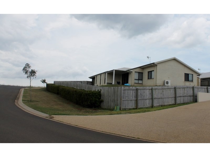 44 Sienna Boulevard, Ashfield QLD 4670