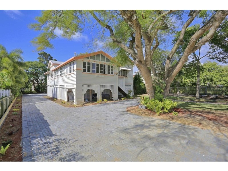 12 Arthur Street, Bundaberg South QLD 4670