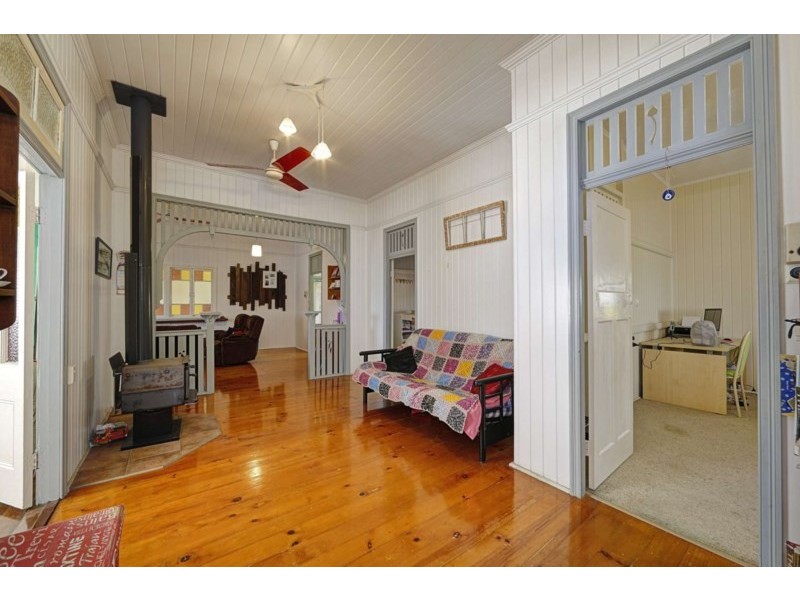 12 Arthur Street, Bundaberg South QLD 4670