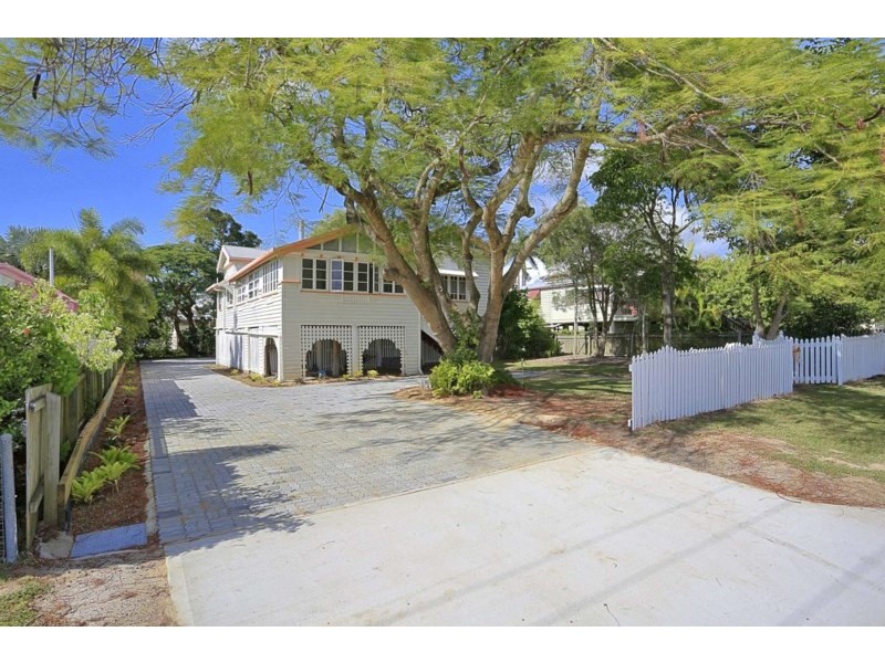 12 Arthur Street, Bundaberg South QLD 4670