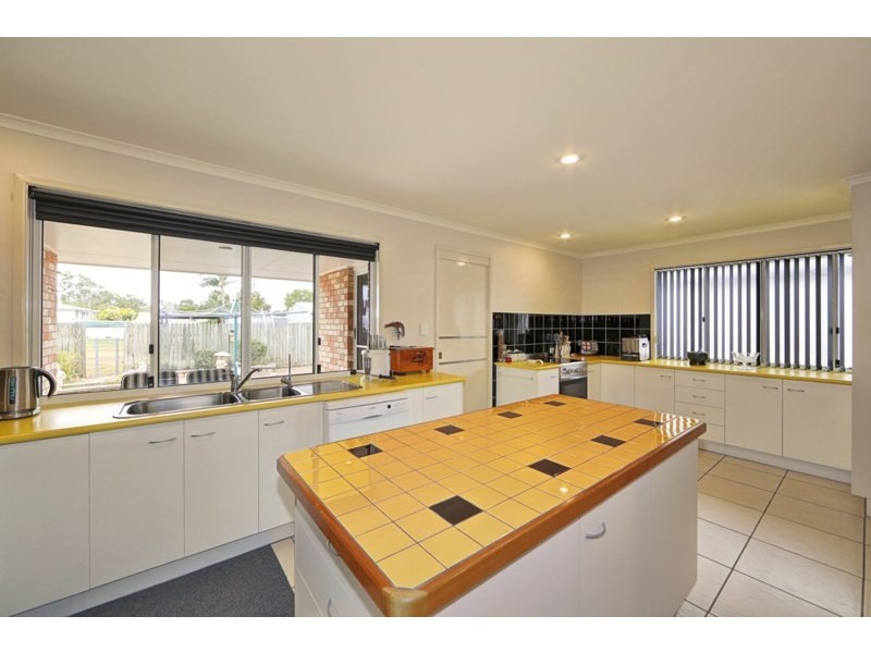 23 Elliott Heads Road, Kepnock QLD 4670