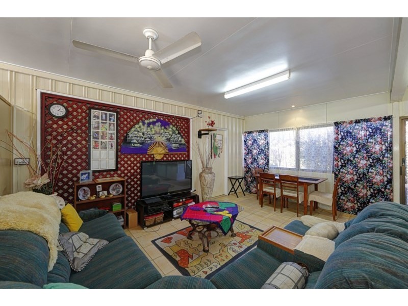 7 Limpus Crescent, Kalkie QLD 4670