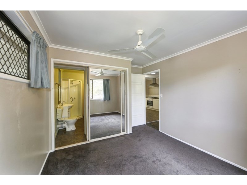 10 Wonderland Avenue, Branyan QLD 4670
