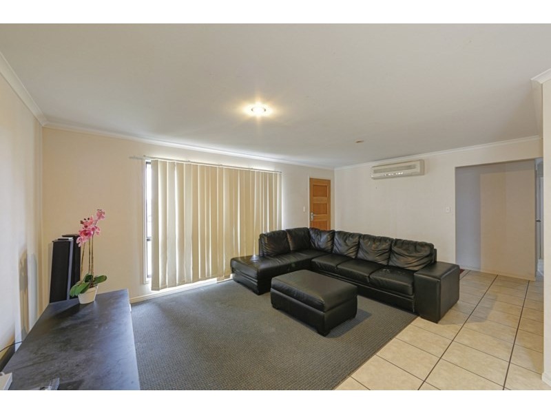 20 Searle Street, Thabeban QLD 4670