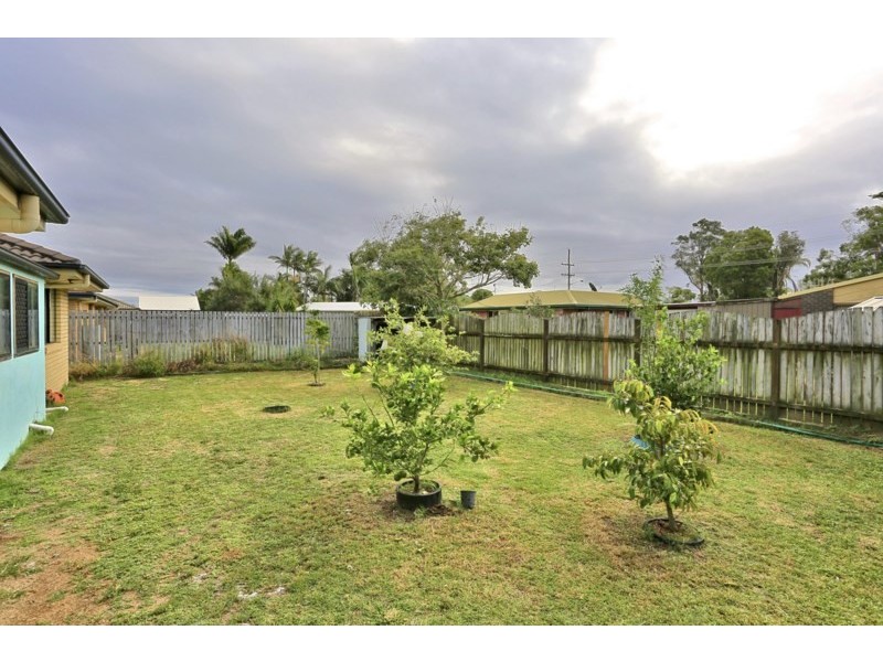 20 Searle Street, Thabeban QLD 4670