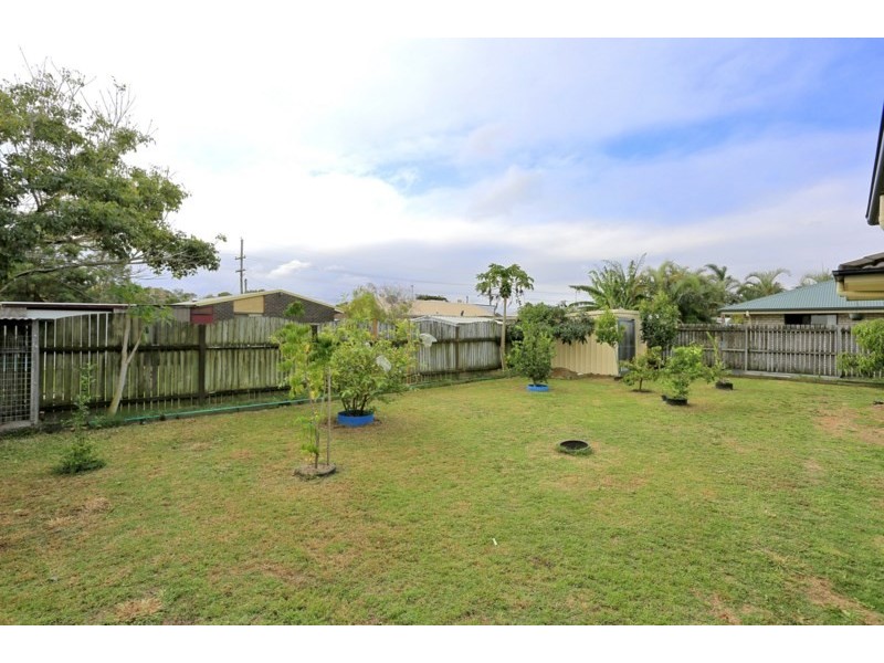20 Searle Street, Thabeban QLD 4670
