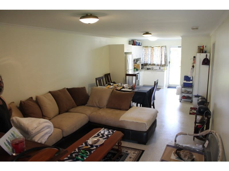 18 Hargreaves Street, Bundaberg South QLD 4670