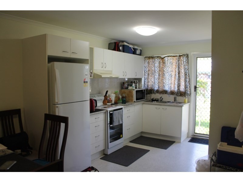 18 Hargreaves Street, Bundaberg South QLD 4670