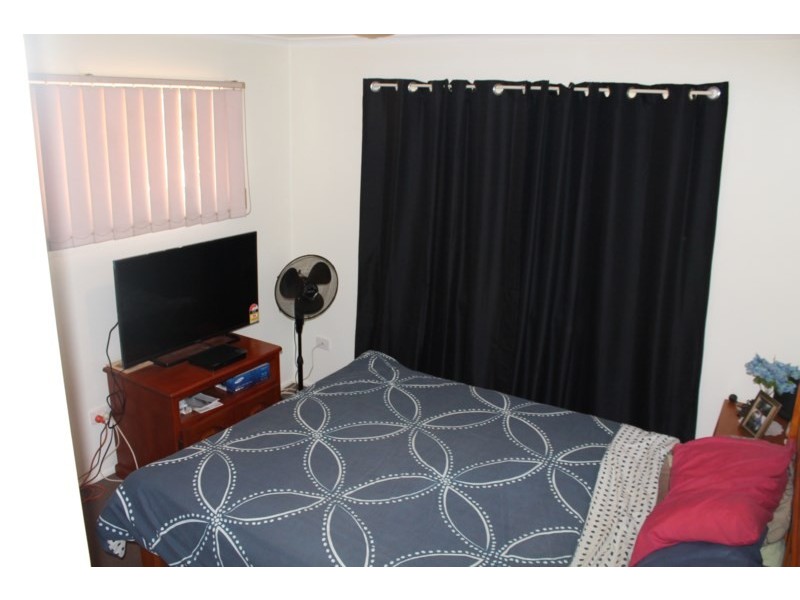 18 Hargreaves Street, Bundaberg South QLD 4670