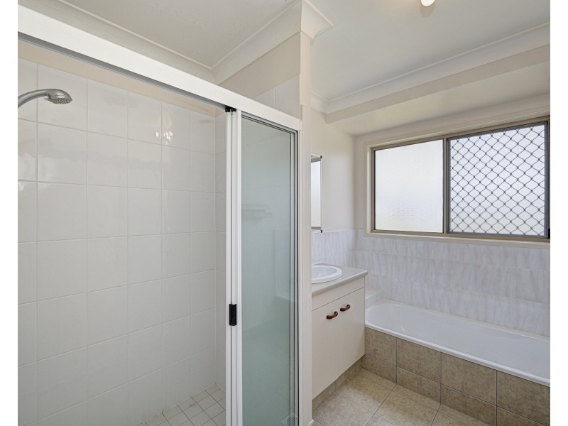 1 Palomino Avenue, Branyan QLD 4670