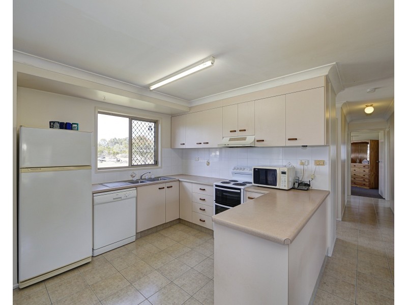 1 Palomino Avenue, Branyan QLD 4670