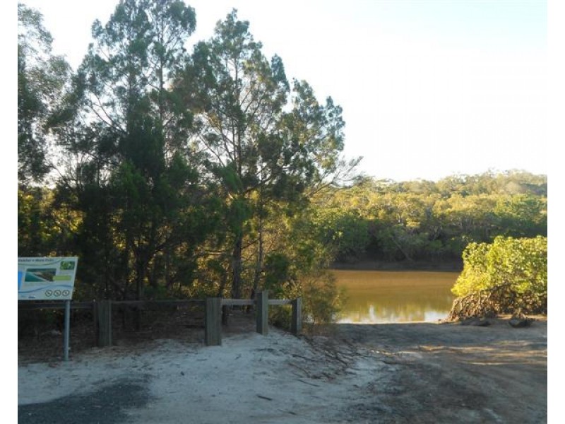 13 Fern Tree Drive, Coonarr QLD 4670