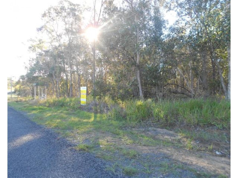 13 Fern Tree Drive, Coonarr QLD 4670